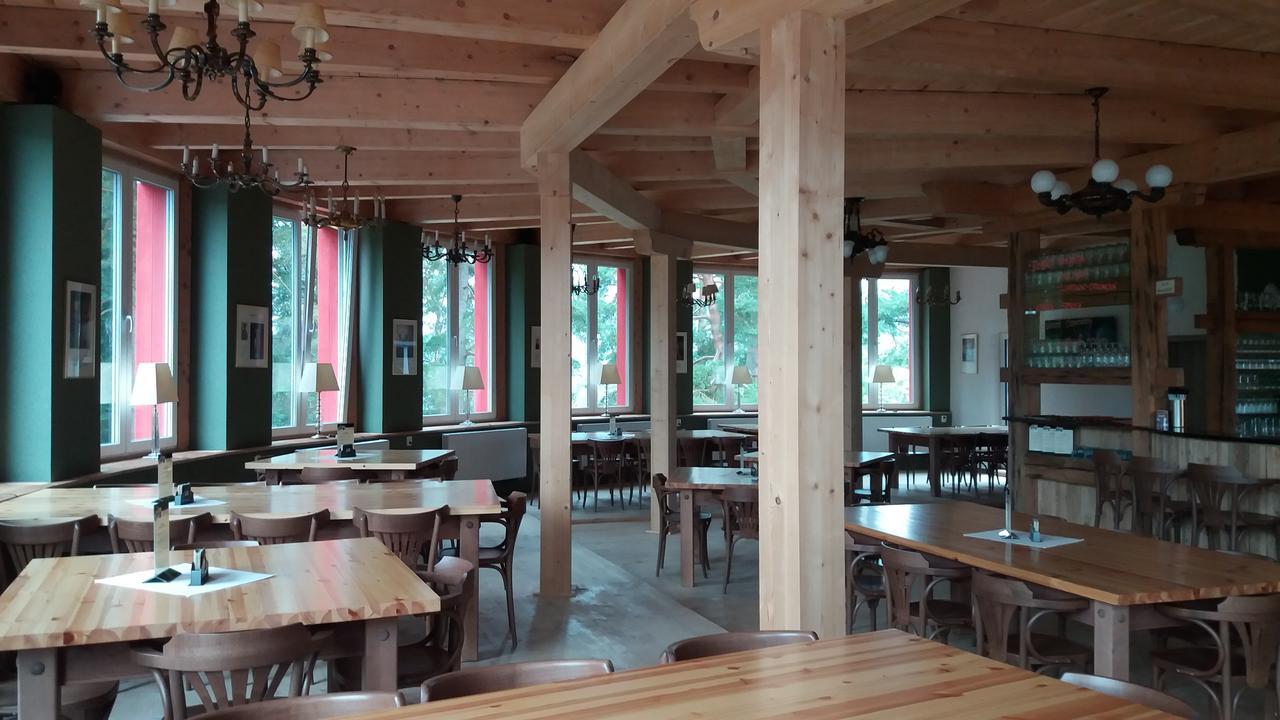 Hotel Bouczech Lipno nad Vltavou Exterior photo